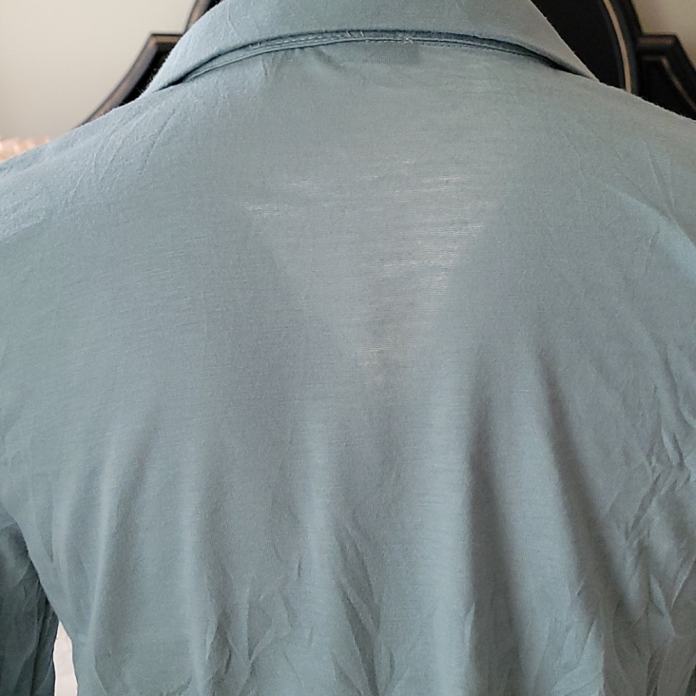 Top - Picture 4 of 10